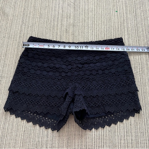 Ann Taylor Loft The Riviera Short Navy Blue - Picture 7 of 7